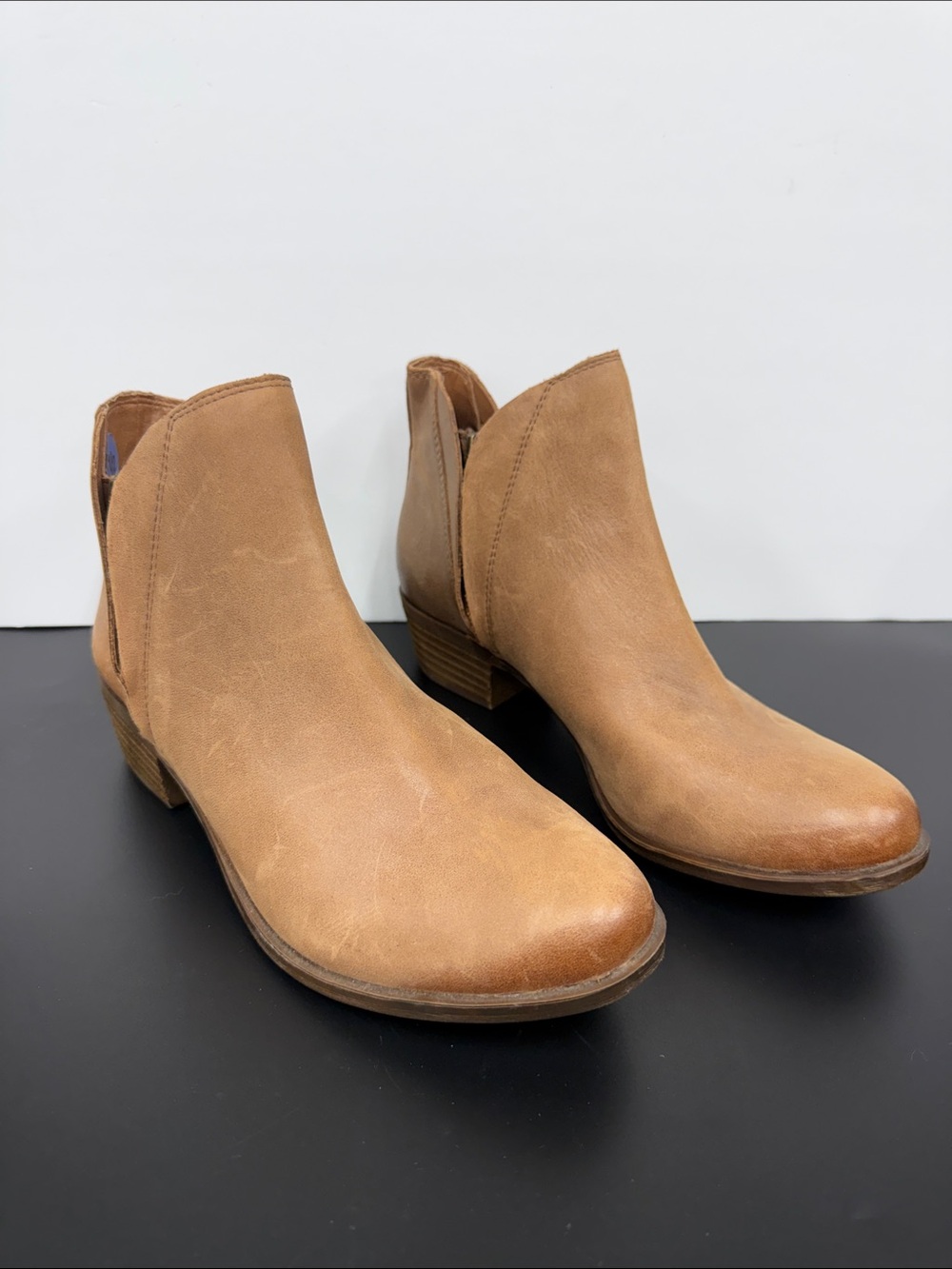 LUCKY BRAND LP BRENON Women's Size 7.5 DOUBLE ZIP ANKLE BOOTIES Wheat Goat.